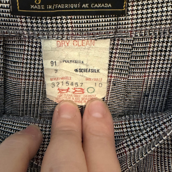 Highland Queen Vintage Pleated Grey Plaid Long Skirt, SZ 6 27" waist - Picture 9 of 9